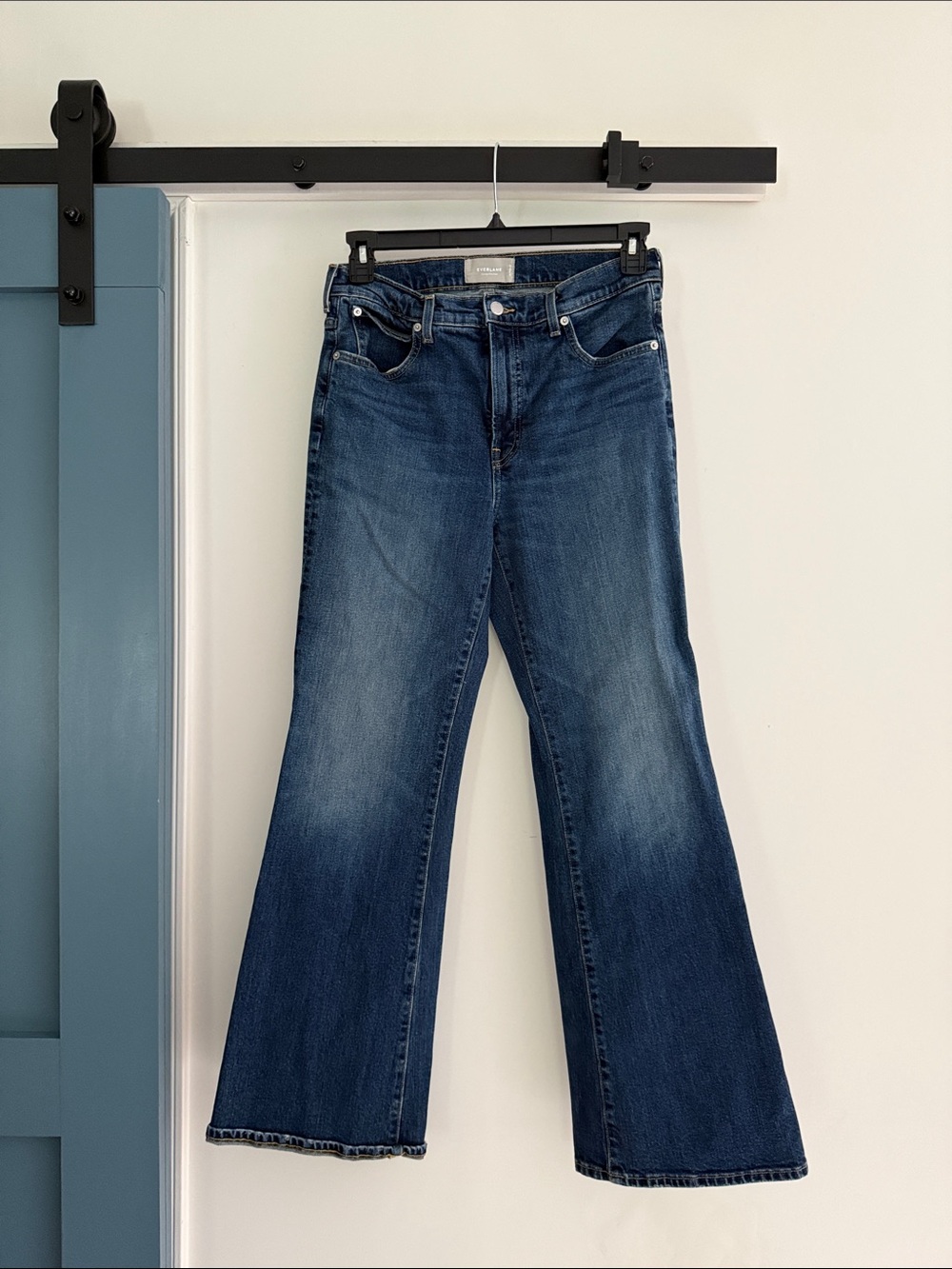 Everlane High-Rise Flare Jeans in Dark Wash - 29 Regular